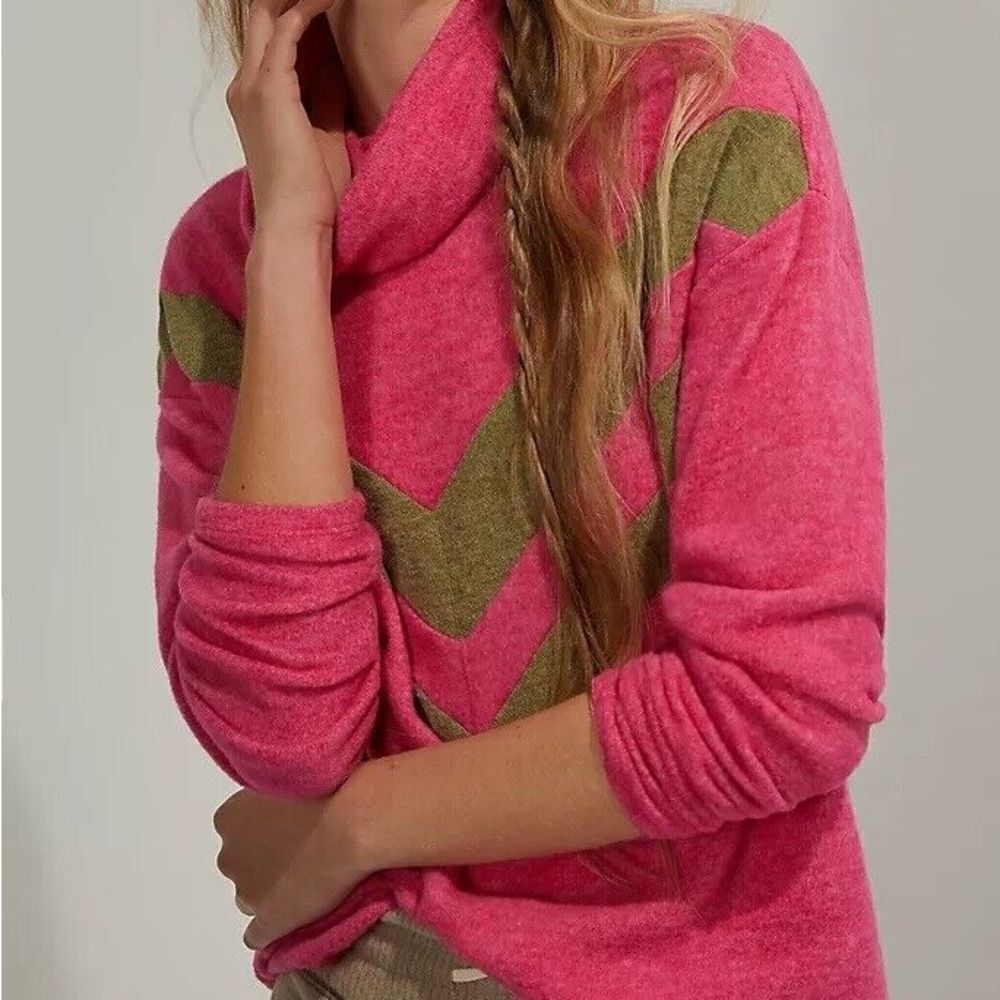Anthropologie small fuzzy sweater cowl turtleneck pink